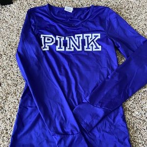 Long sleeve workout tee